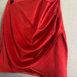 Windsor red silky skirt, size M